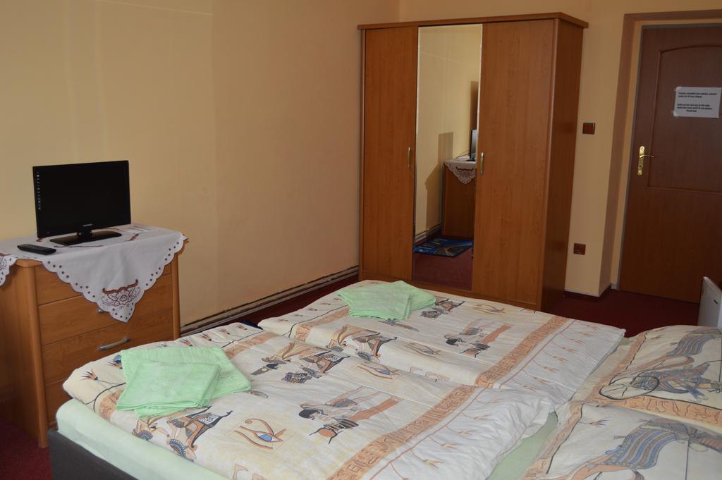 Hotel Paradise Ostrava Zimmer foto
