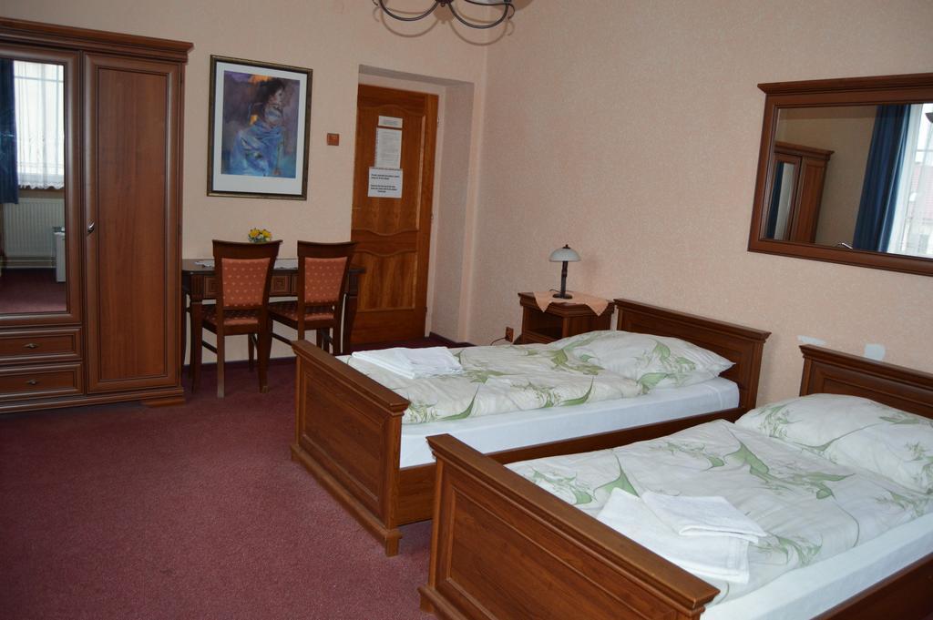 Hotel Paradise Ostrava Zimmer foto