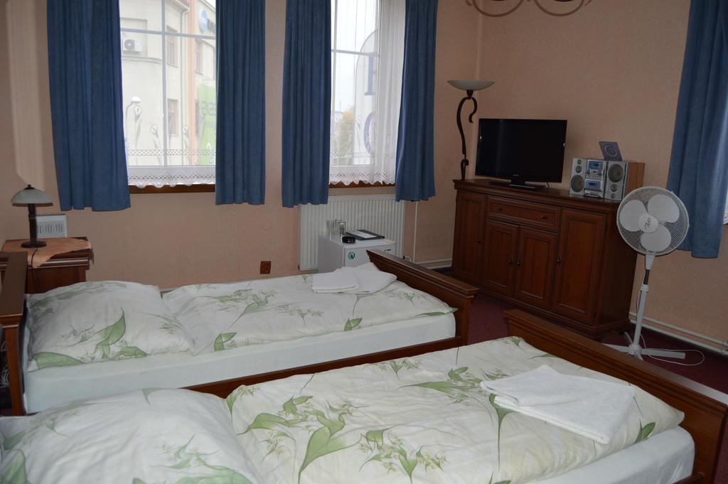 Hotel Paradise Ostrava Zimmer foto