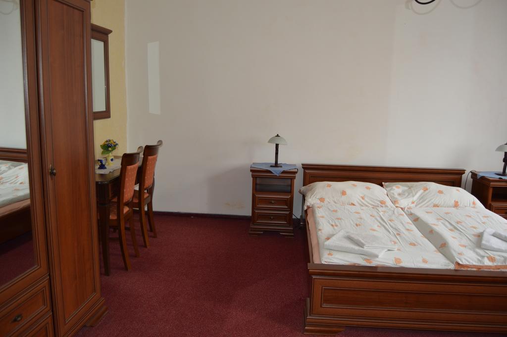Hotel Paradise Ostrava Zimmer foto
